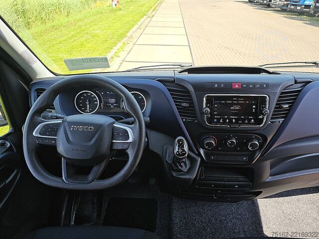 Koffer IVECO DAILY 35S18 Bakwagen Deuren 3.0L