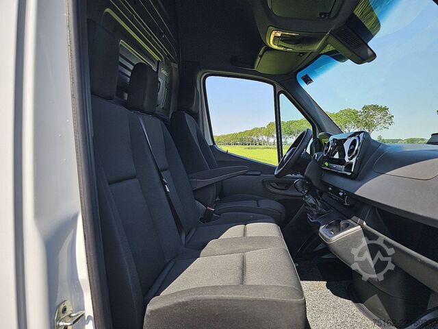 Hochdachkombi MERCEDES-BENZ SPRINTER 317 L3H2 Mbux10 Euro6!