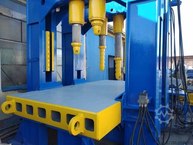 Hydraulic gantry press PATENTUS PAT300-2/250-2 