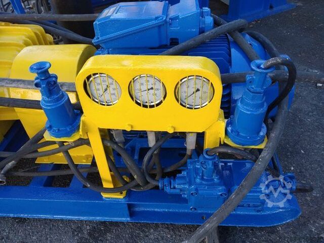 Hydraulic gantry press PATENTUS PAT300-2/250-2