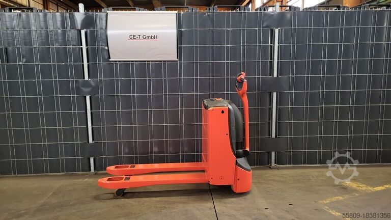 Niederhubwagen Linde T 16 // integriertes Ladegerät // Initialhub // 21