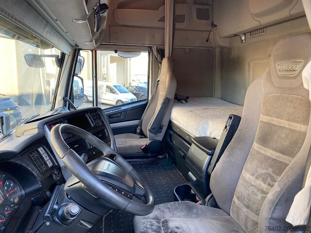 Standard tractor Iveco Stralis 460 / 2x Tank / Automatic