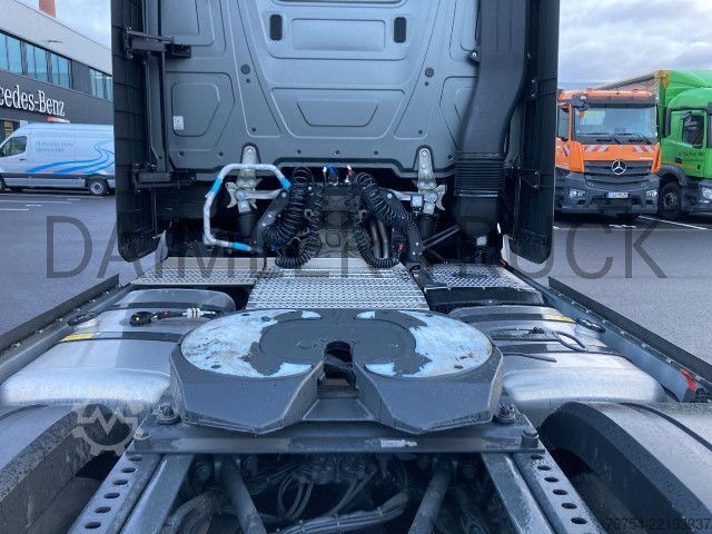 Standard tractor unit Mercedes-Benz Actros 1851 LS SoloStar Retarder Standklima