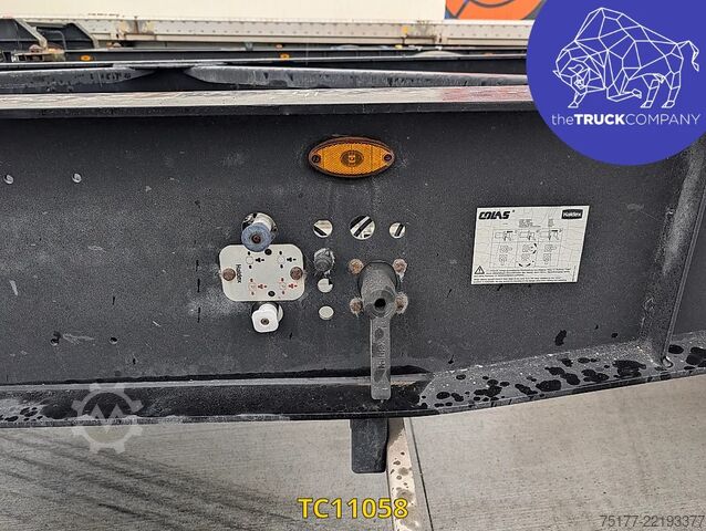 Container transportation Turbos Hoet Tank chassis Gooseneck