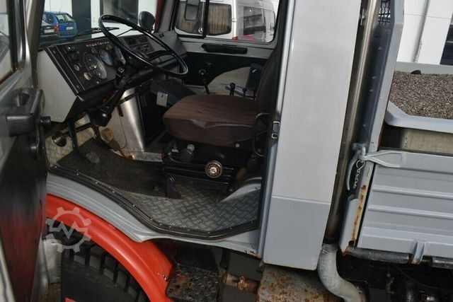 Tractor unit MERCEDES-BENZ Unimog 424 / Multicar / Xylon