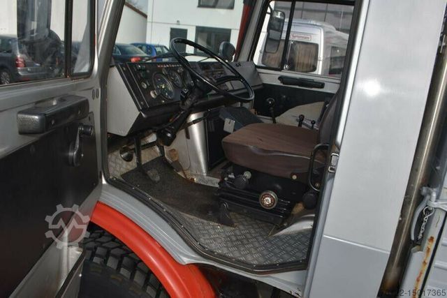 Tractor unit MERCEDES-BENZ Unimog 424 / Multicar / Xylon