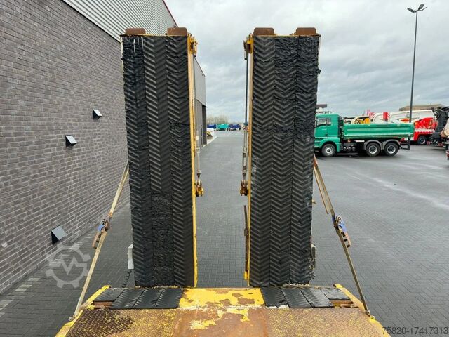 Semi-Tieflader Goldhofer STZ-L2-22/80A SEMI LOWLOADER/DIEPLADER/TIEFLADER