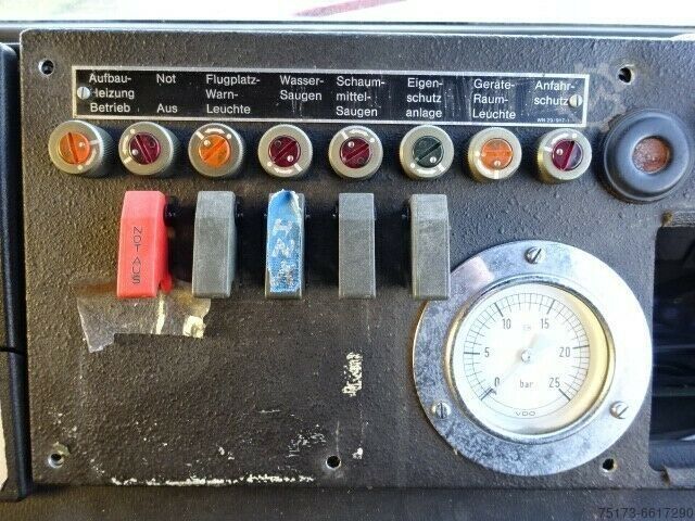 Saugwagen UNIMOG U1300L Feuerwehr Gerätewagen