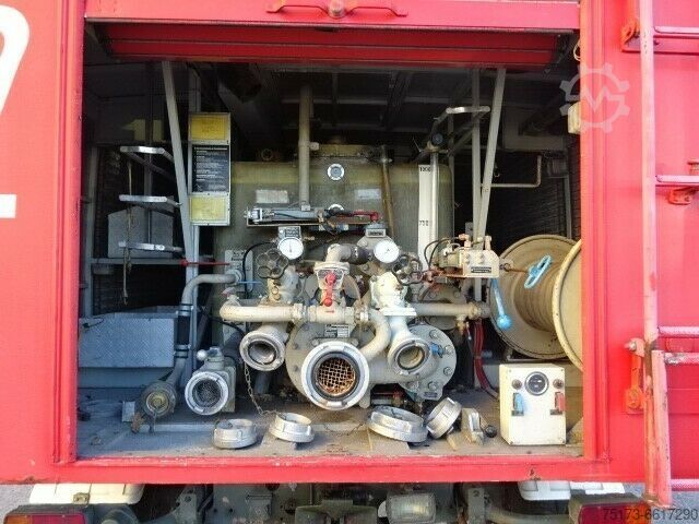 Saugwagen UNIMOG U1300L Feuerwehr Gerätewagen