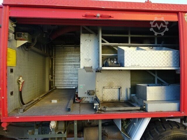 Saugwagen UNIMOG U1300L Feuerwehr Gerätewagen