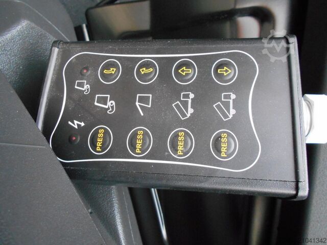 Kehrmaschine Mercedes-Benz Atego 1324 LKO 4x2 / Themis SHY7BD