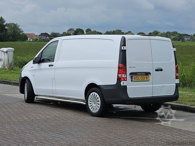 High-roof van MERCEDES-BENZ EVITO 66Kwh Wltp 292 kms