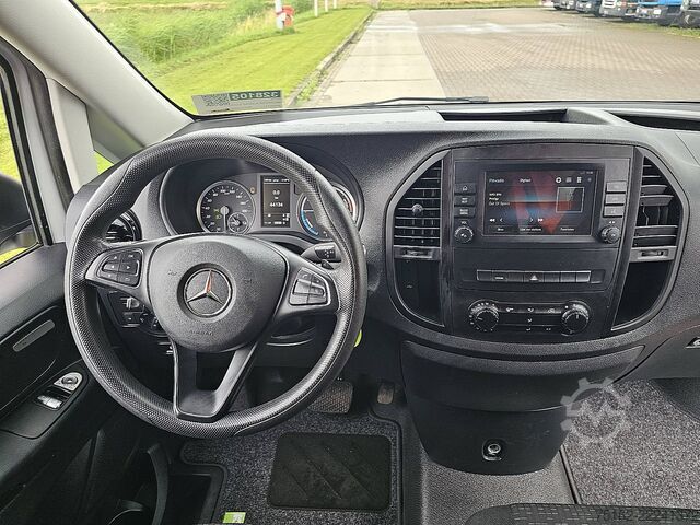High-roof van MERCEDES-BENZ EVITO 66Kwh Wltp 292 kms
