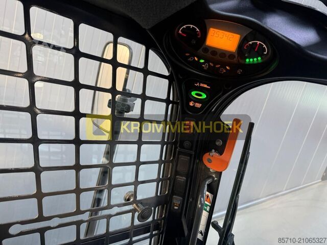 Crawler loader Bobcat T 870