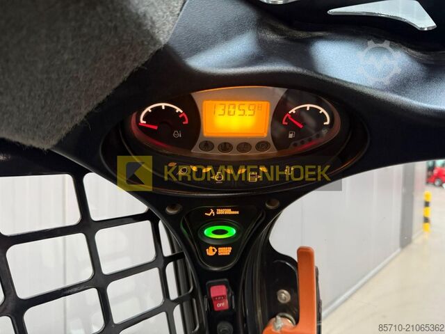 Laderaupe Bobcat T 590