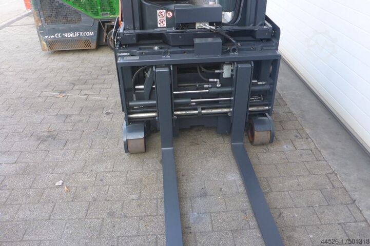 Schubmaststapler Linde R16 X