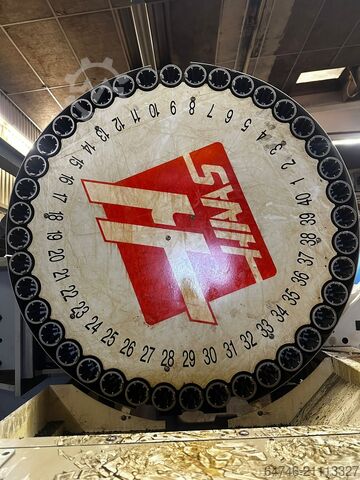 Vertikales Bearbeitungszentrum HAAS VF-4 BHE   40 ATC