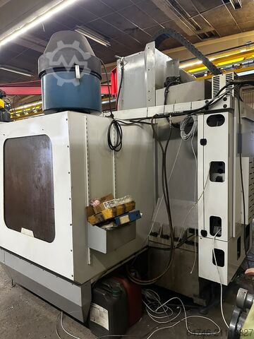 Vertikales Bearbeitungszentrum HAAS VF-4 BHE   40 ATC