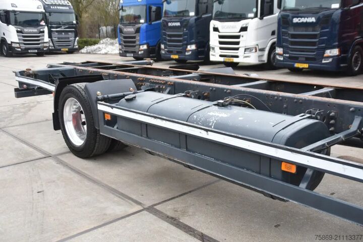 Fahrgestell mit Fahrerhaus Volvo FM 340 4x2 - EURO 5 - 935 TKM - AIRCO - CAB HEA...