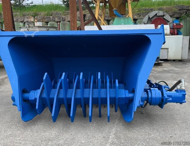 Attachment shredder for screening plant EXTEC Anbauschredder