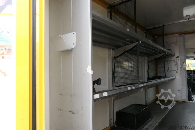 Transporter mit Koffer iveco Daily 35 S11 C30C AUTOMATIK Regale LUFT - EURO 5 - CoC