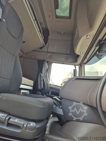 Standard-Traktor DAF XF 480 FT SUPER SPACE CAB