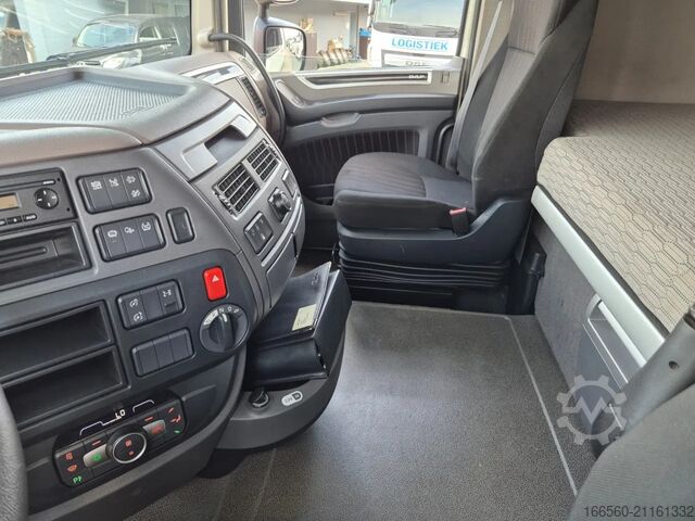 Standard-Traktor DAF XF 480 FT SUPER SPACE CAB