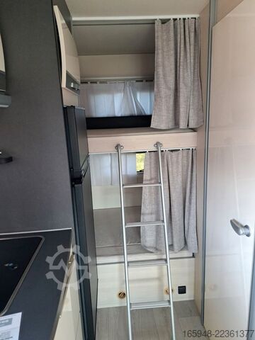 Teilintegriertes Wohnmobil ACROSS 660 LD - 6 Sitze/6 Betten m.Tageszulassung