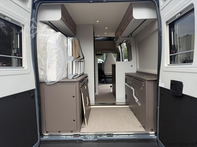 Kastenwagen Wohnmobil / Campervan BÜRSTNER B66 C 600 Schlafdach / Automatik