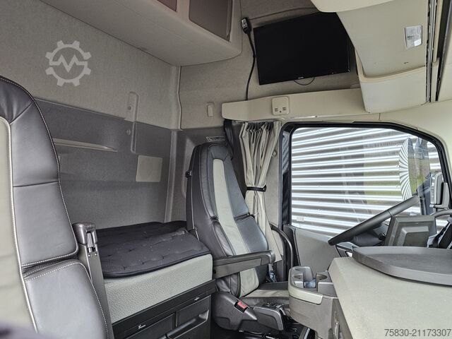 Standard-SZM Volvo FH 460 / 4X2 / I-PARK-COOL / RADIO-REMOTE