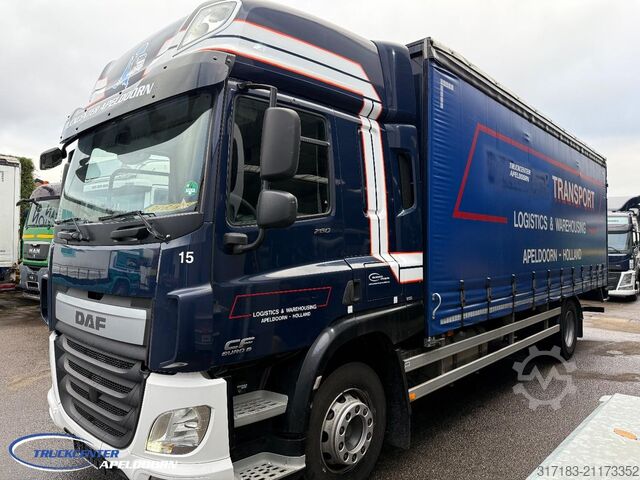 Curtain sided DAF CF 260 FA Slaapcabine, Euro 6, Schuifdak