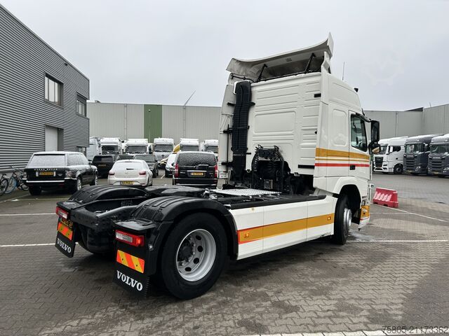 Standard-SZM Volvo FM 370 Globetrotter / 960 dkm / 2 Tanks / Full ...