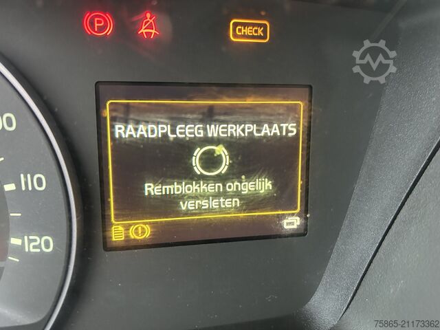 Standard-SZM Volvo FM 370 Globetrotter / 960 dkm / 2 Tanks / Full ...