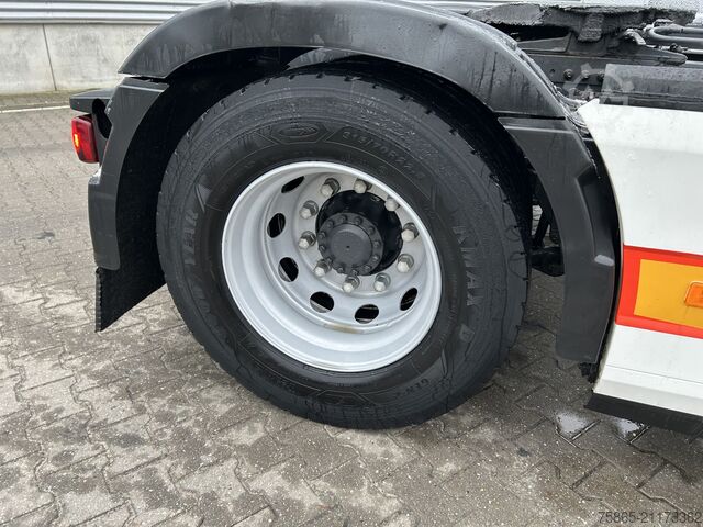 Standard-SZM Volvo FM 370 Globetrotter / 960 dkm / 2 Tanks / Full ...