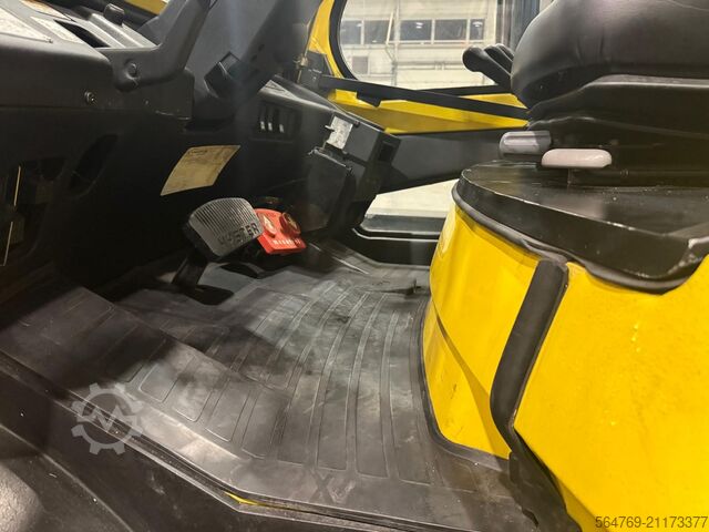 4-Rad-Gabelstapler Hyster H 5.5 XM // Full cabin // Only 6089 hour