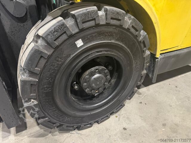 4-Rad-Gabelstapler Hyster H 5.5 XM // Full cabin // Only 6089 hour