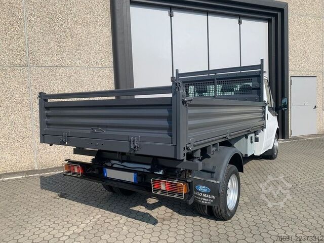 Transporter mit Kipper Ford Transit 350 - Ribaltabile Trilaterale