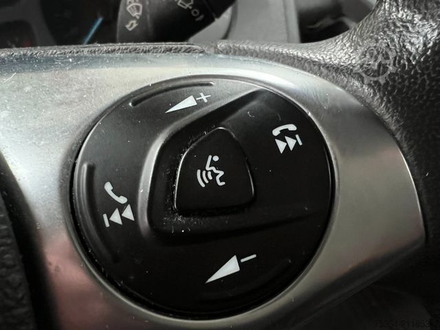 Kleinbus FORD Transit Custom 2.0 TdCi L1H1 9Sitze Motor Defect