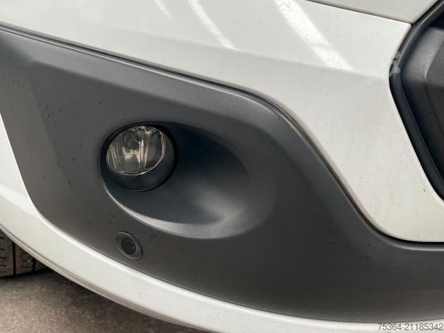 Kleinbus FORD Transit Custom 2.0 TdCi L1H1 9Sitze Motor Defect