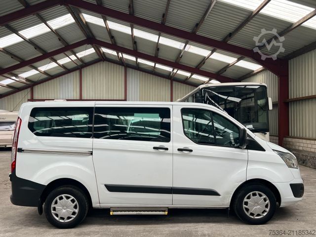 Kleinbus FORD Transit Custom 2.0 TdCi L1H1 9Sitze Motor Defect