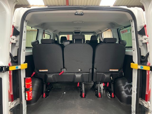 Kleinbus FORD Transit Custom 2.0 TdCi L1H1 9Sitze Motor Defect