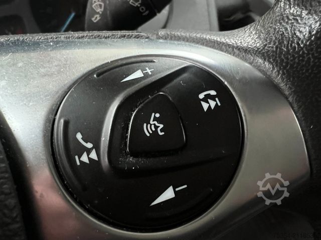 Kleinbus FORD Transit Custom 2.0 TdCi L1H1 9Sitze Motor Defect