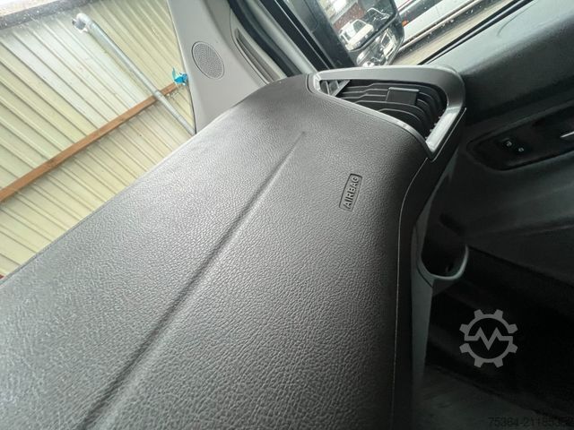 Kleinbus FORD Transit Custom 2.0 TdCi L1H1 9Sitze Motor Defect