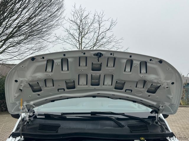 Kleinbus MERCEDES-BENZ Vito 111 Cdi BlueTEC 9 Sitze Klima Navi Tempomat