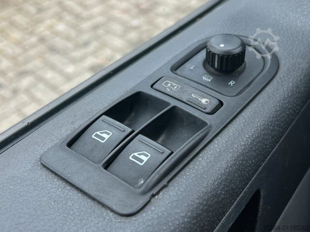 Kleinbus VOLKSWAGEN T5 Kombi 1.9 Tdi Lang 9 Sitze Klima Schiebetür