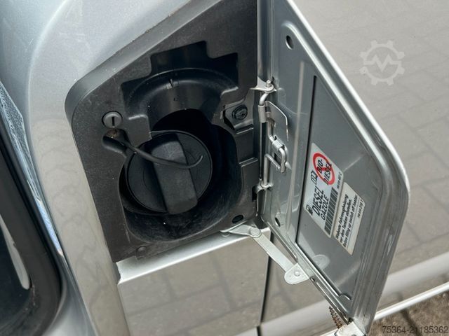 Kleinbus VOLKSWAGEN T5 Kombi 1.9 Tdi Lang 9 Sitze Klima Schiebetür