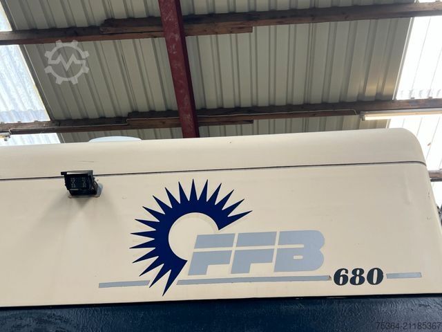 Integriertes Wohnmobil TABBERT FFB 680 Classic Fiat 2.5 Diesel Solar Hubbett Tv