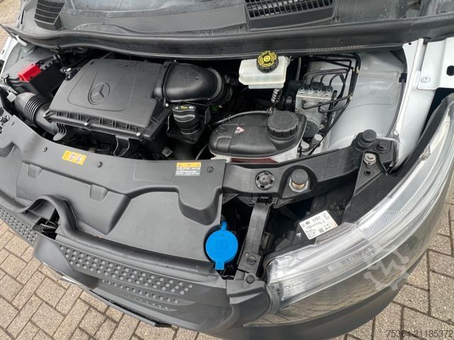 Kleinbus MERCEDES-BENZ Vito 111 Cdi BlueTEC 9 Sitze Klima Navi Tempomat