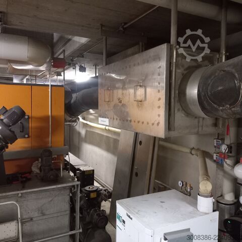 2 wood chip boilers, 300 kW and 550 kW Schmid AG UTSK-550.22 und UTSK-300.22