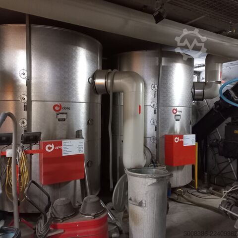 2 wood chip boilers, 300 kW and 550 kW Schmid AG UTSK-550.22 und UTSK-300.22